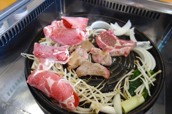 ラム肉ジンギスカン（肉のみ 550円）