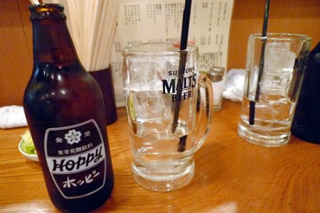 赤坂「もつ焼き処 赤坂もつ千」 ネタ＆ビール