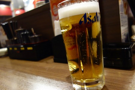 ビールはアサヒ