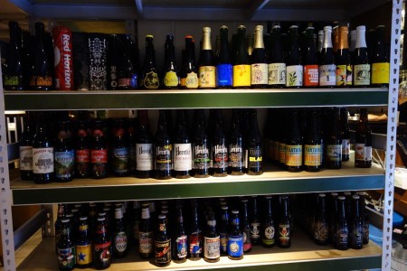 棚に並ぶビール