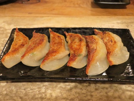 県産豚焼き餃子（450円）