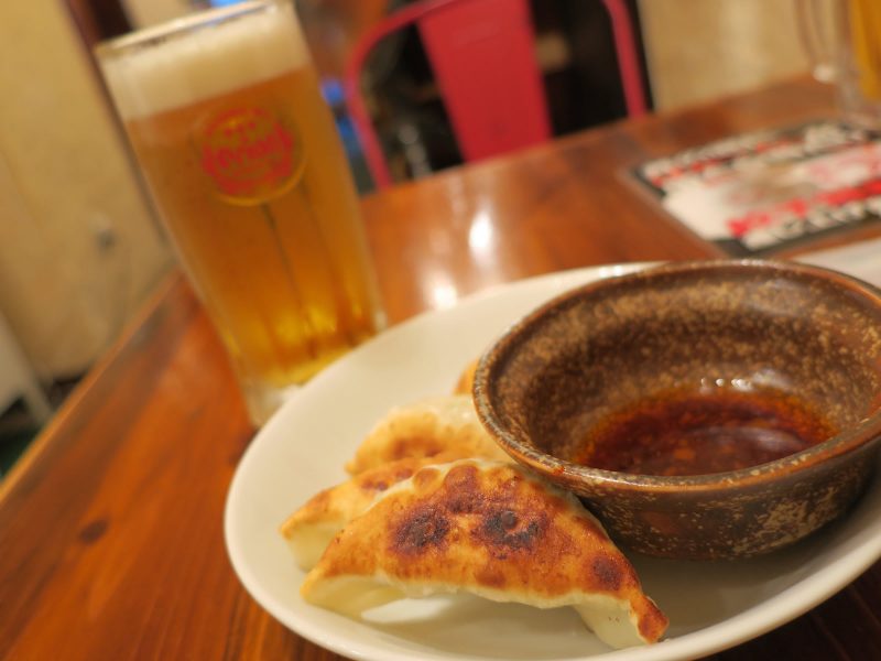 琉球湯麺831で餃ビセット