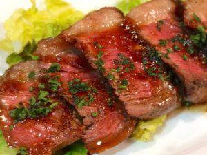 渋谷「Bistro Brown」で牛タン、ラムフィレ、ハラミにイチボな肉三昧を楽しむ