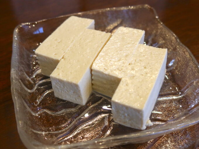 豆腐（200円）