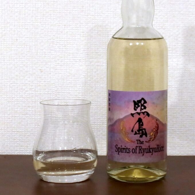 伊平屋酒造所 照島 The Spirits of RyukyuRice 42°
