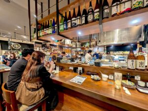 新潟駅「ぽんしゅ館 コンプレックス 角打ち」でホップを醸した日本酒など