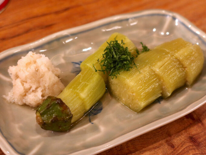 茄子の揚げびたし 酒粕梅おろし（400円）