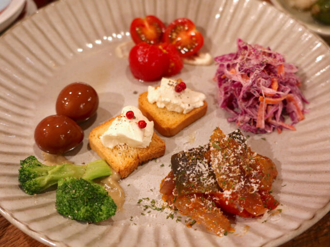 おばんざい 小（600円）