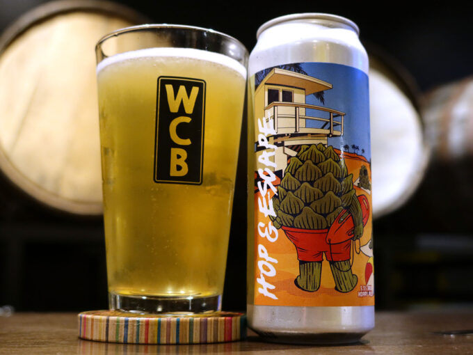 缶のビールは開栓料がかかります