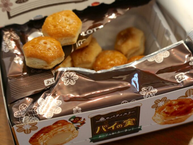 『パイの実 メープルバターサンド』