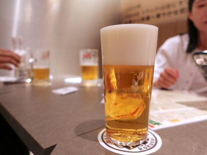 続いてはグラスで