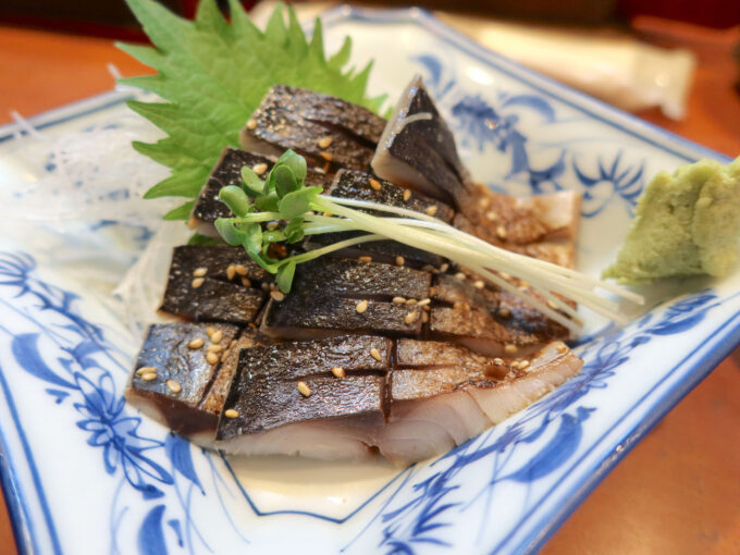 あぶりしめさば（748円）