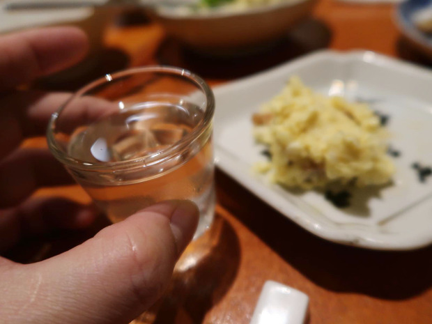 ポテサラと日本酒